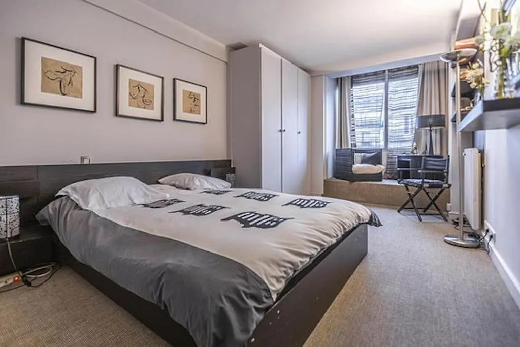 파리 Victor Hugo Carrefour Pompe 16E Proche Etoile Et Tour Eiffel 아파트
