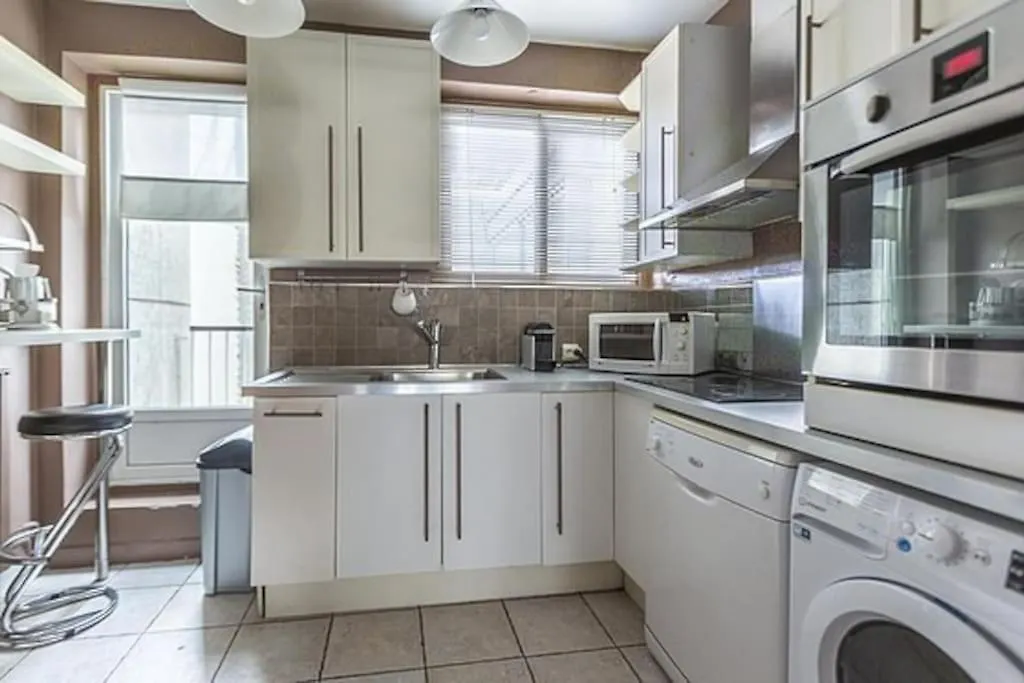 Victor Hugo Carrefour Pompe 16E Proche Etoile Et Tour Eiffel Apartment Paris